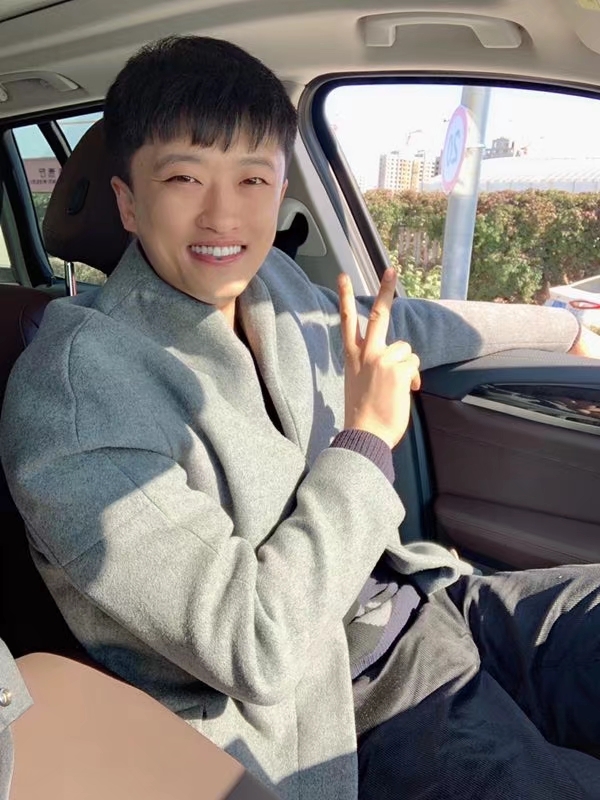 炫甫的第一张照片--长春蓝颜知己交友网