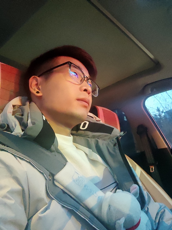 小奕的第二张照片--长春蓝颜知己交友网